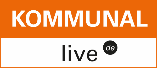 KOMMUNAL logo on orange banner with 'live' in black and a small black circle containing 'de'.